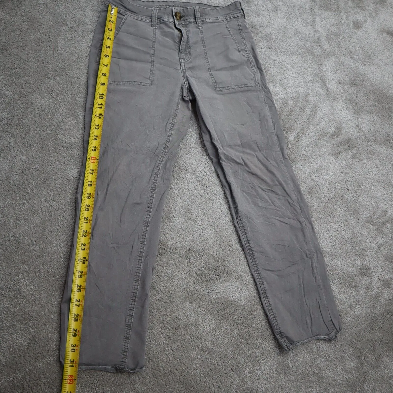 American Eagle Chino Pants Skinny Womens Size 2 Beige Mid Rise Jegging Pants