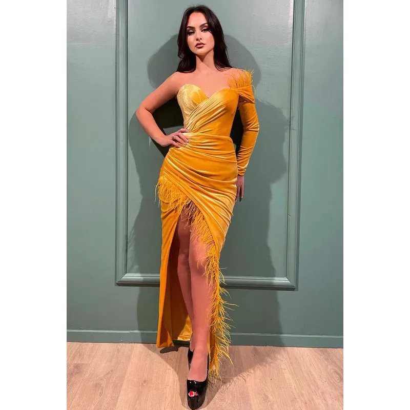 Chic & Modern Sheath/Column Sweetheart Long Sleeves Velvet Side Slit Party Prom Dress