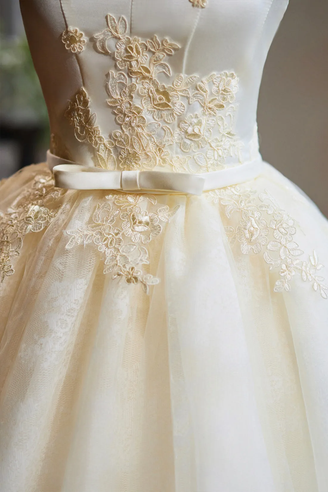 Cute Tulle Lace Knee Length Prom Dress, Champagne Off the Shoulder Evening Party Dress
