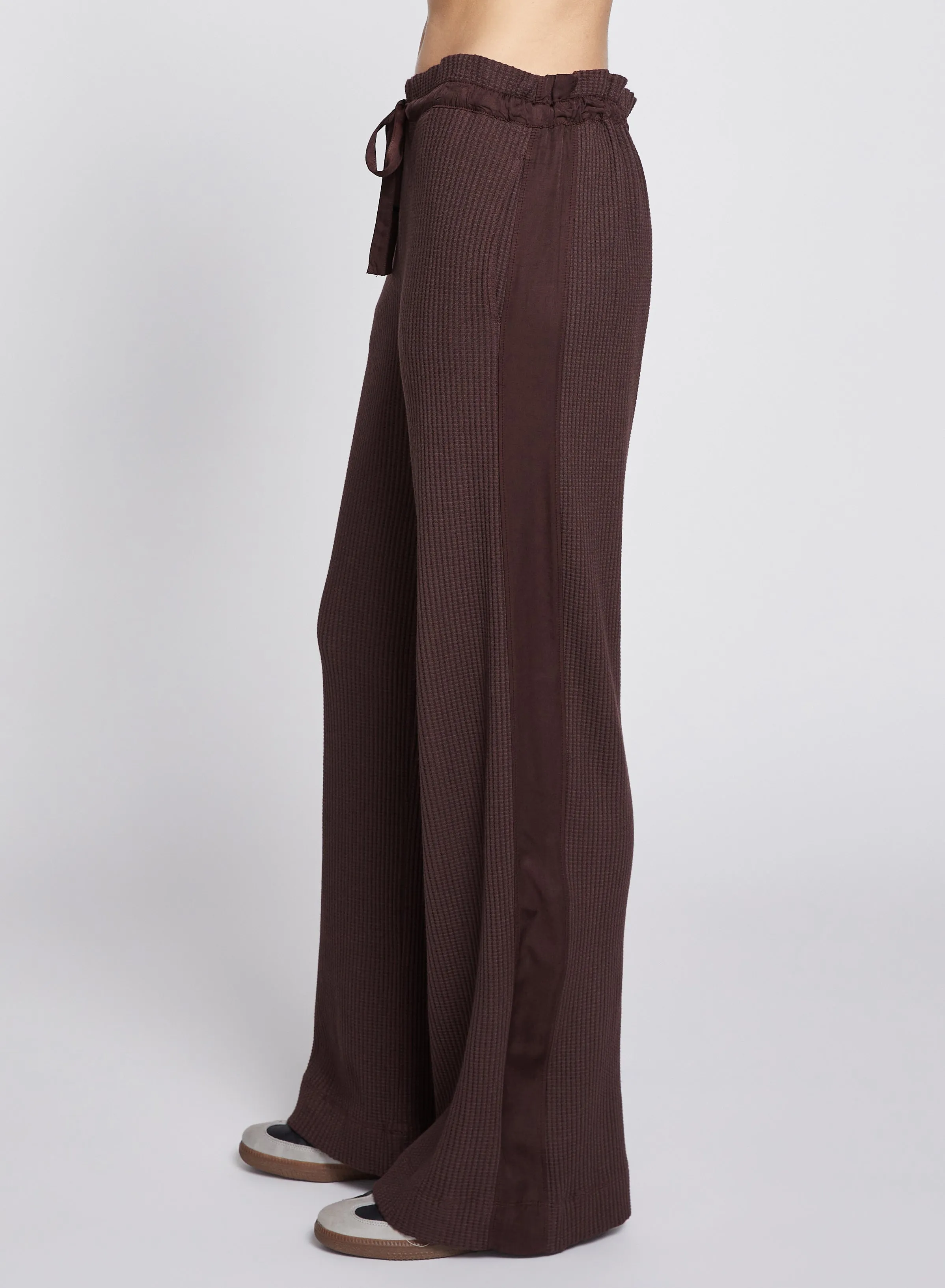 Luxe Thermal Ruched Waist Pant in Espresso