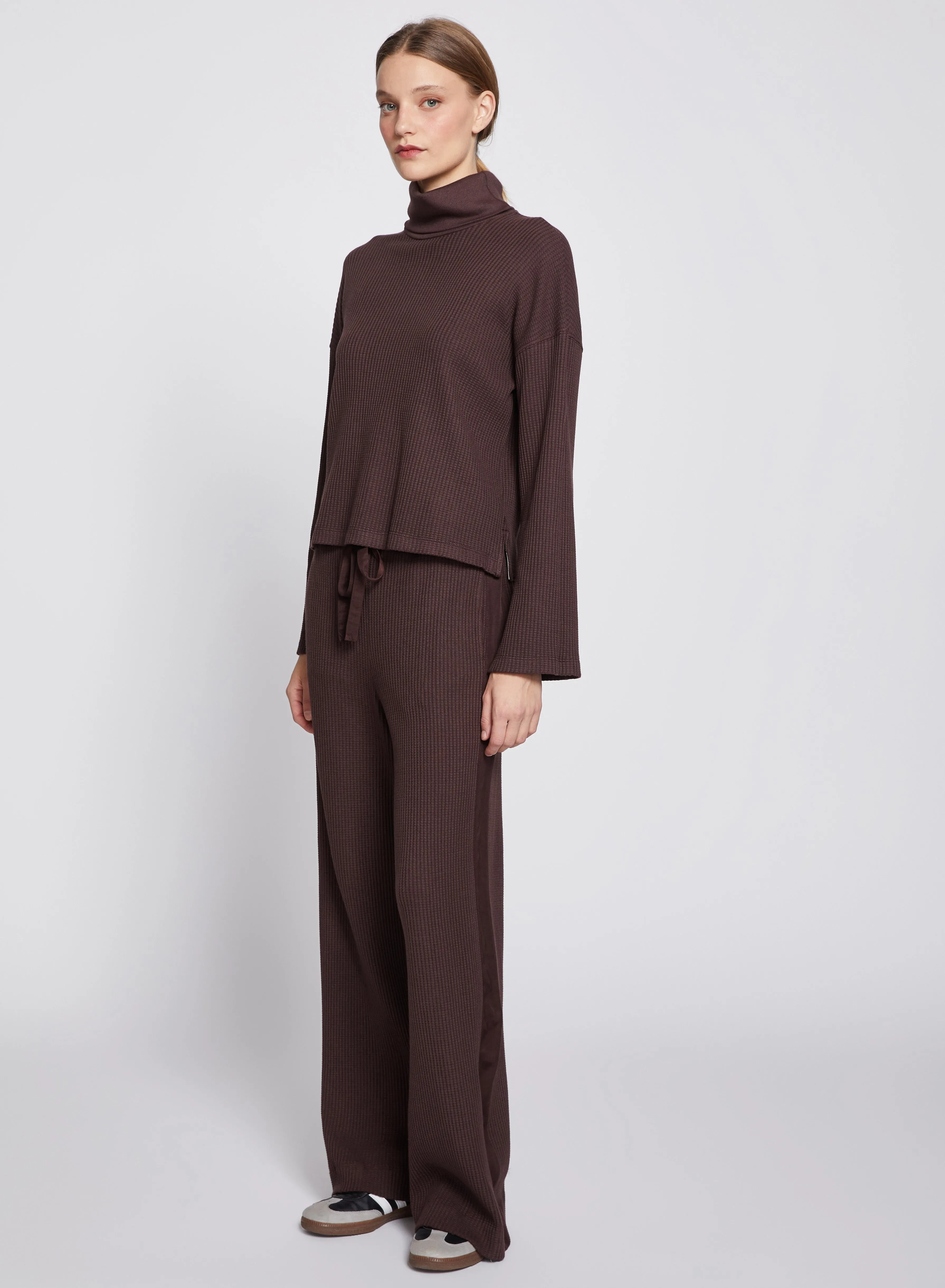 Luxe Thermal Ruched Waist Pant in Espresso