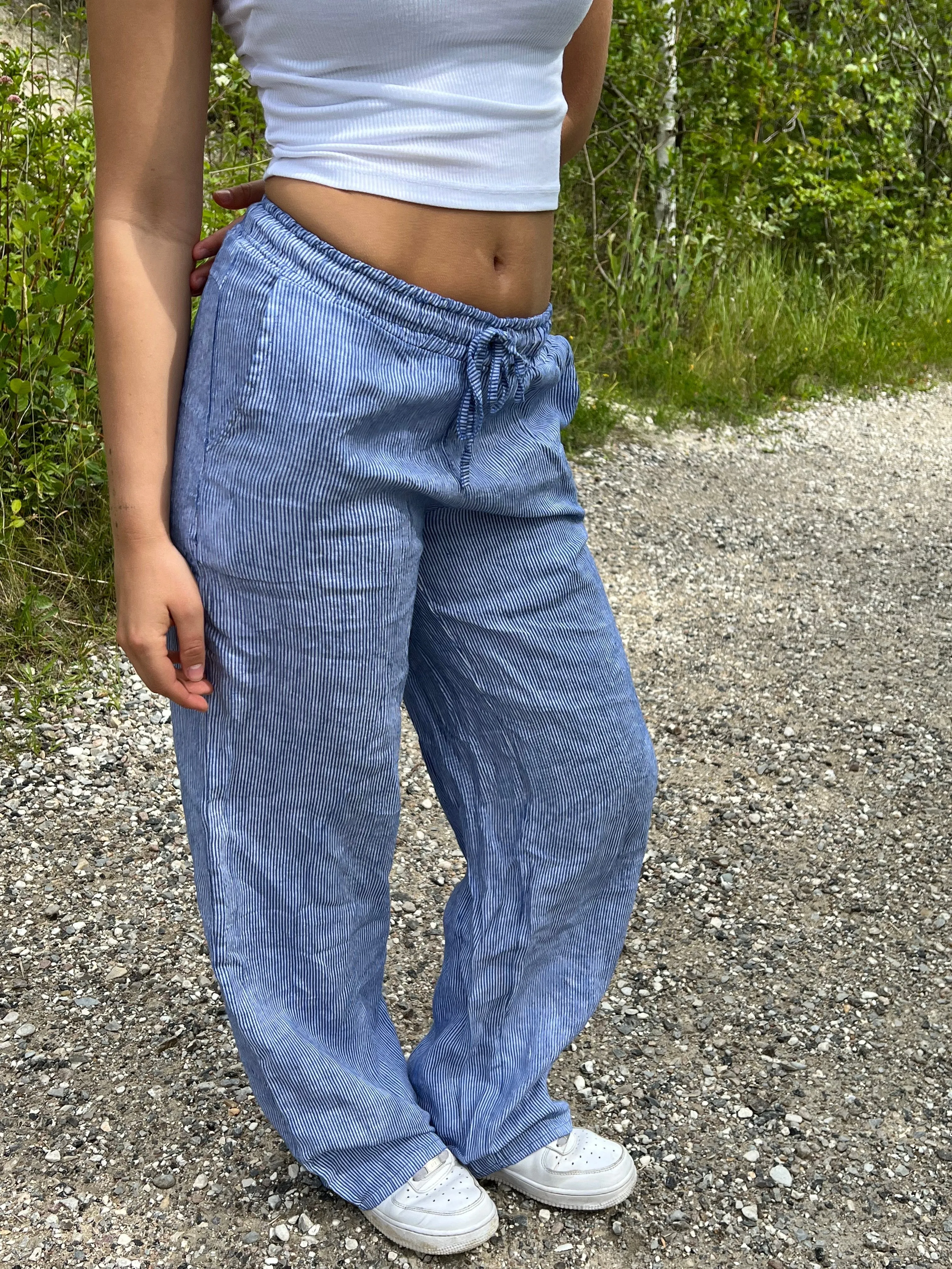 Milana linen pants - Blue/white stripes