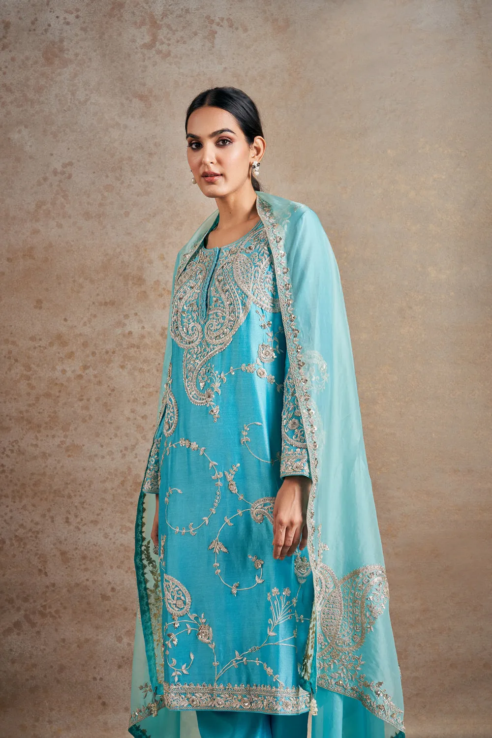 Pearl Hand Embroidered Kurta Set