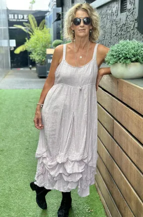 Ruffles slipdress in Lila linen