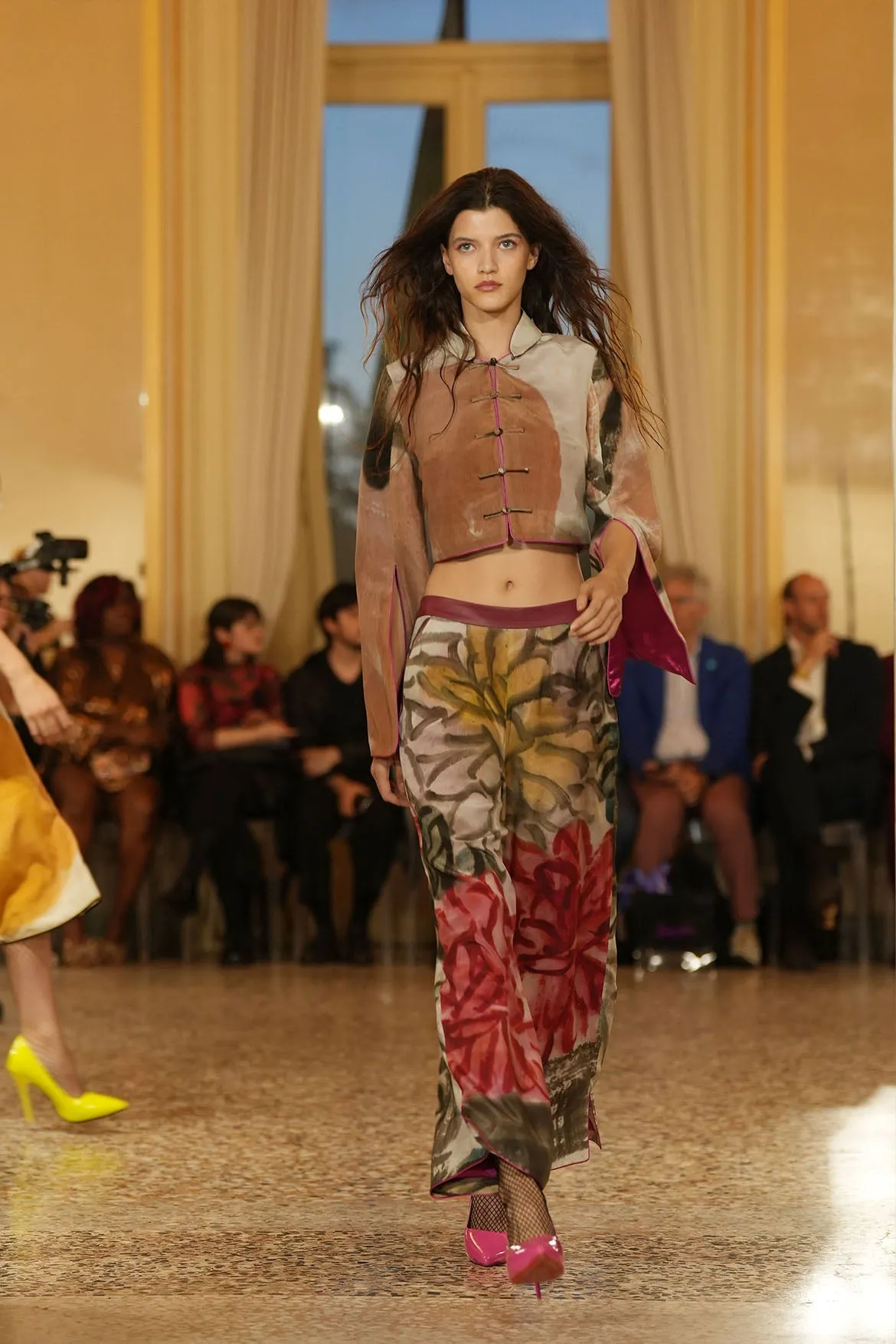 SPARKLE COLLECTION x HKMoA【WINE & CHRYSANTHEMUMS】100% Silk Cheongsam Wide-Legged Pants (延年壽酒)(齊白石)