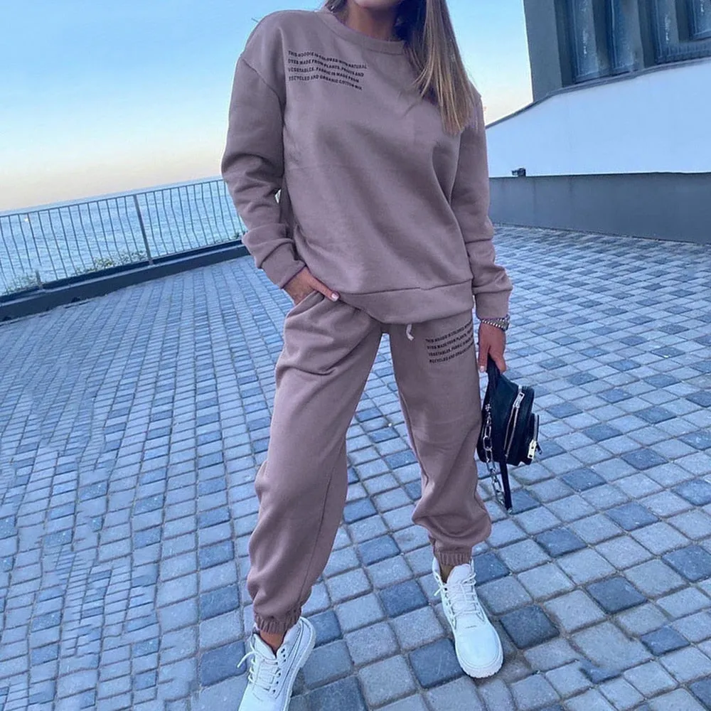 Sweatshirts and Joggers Pants