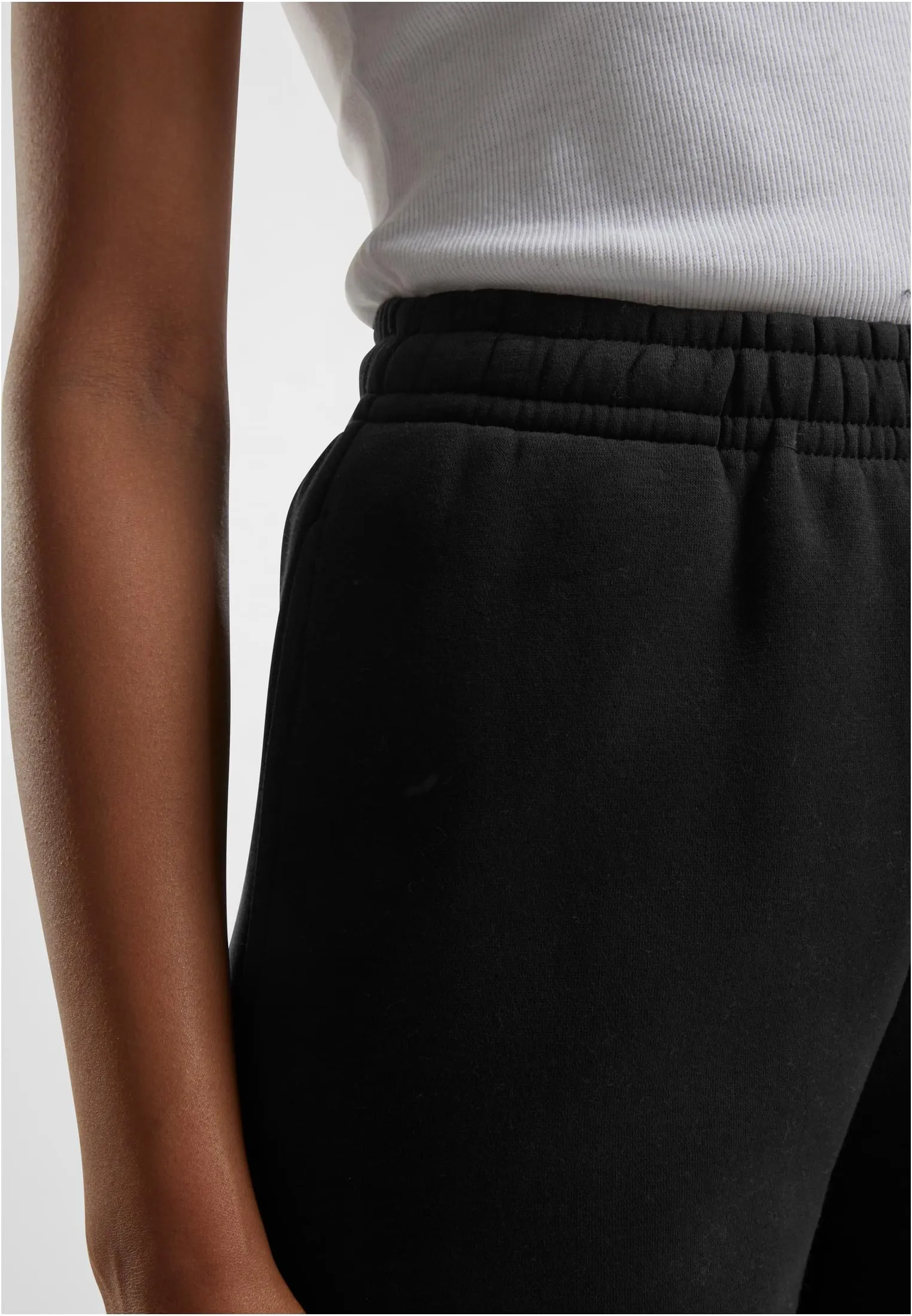 UC Fluffy Sweatpants