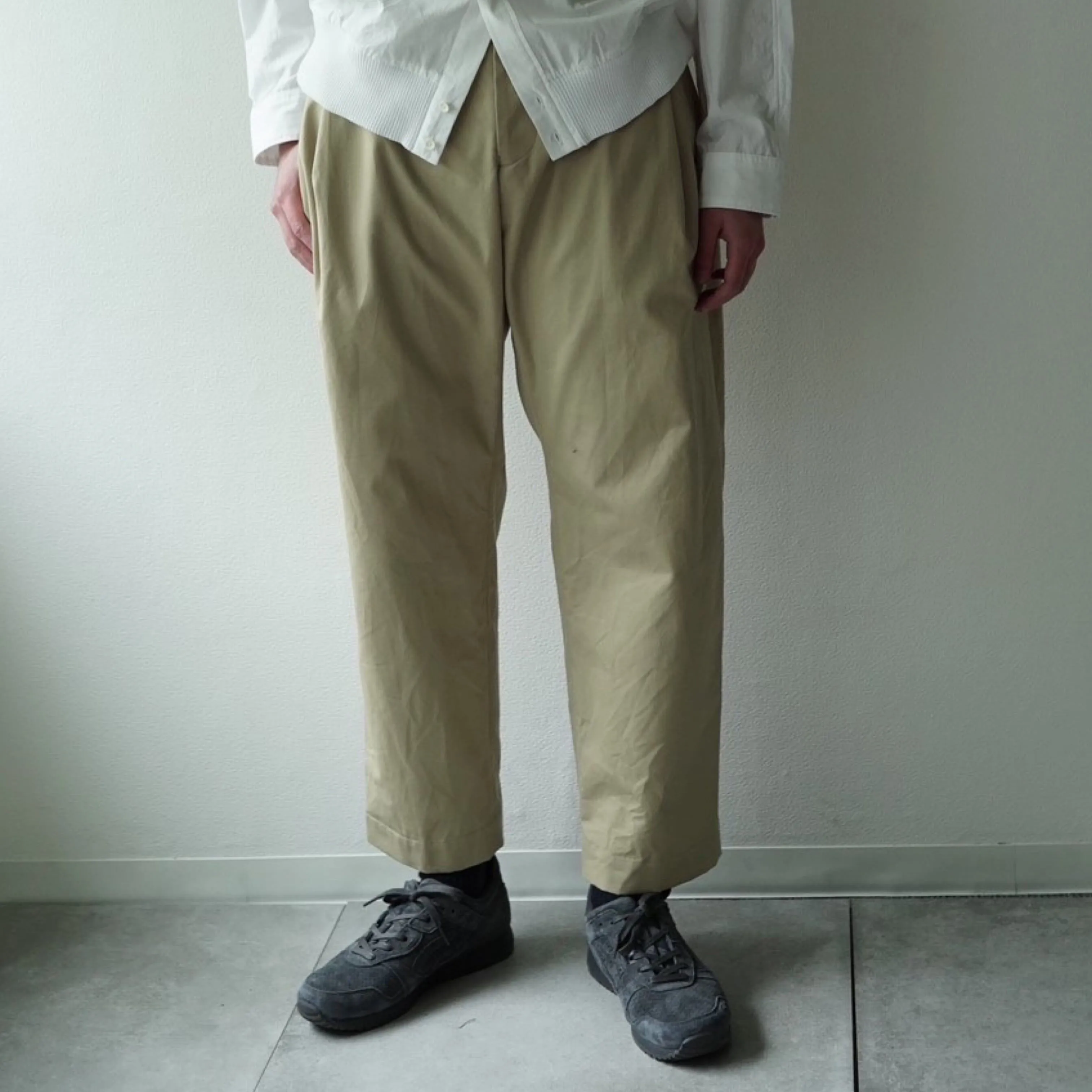 Ventile Cotton Weather Cloth Side Tuck Pants(BEIGE)