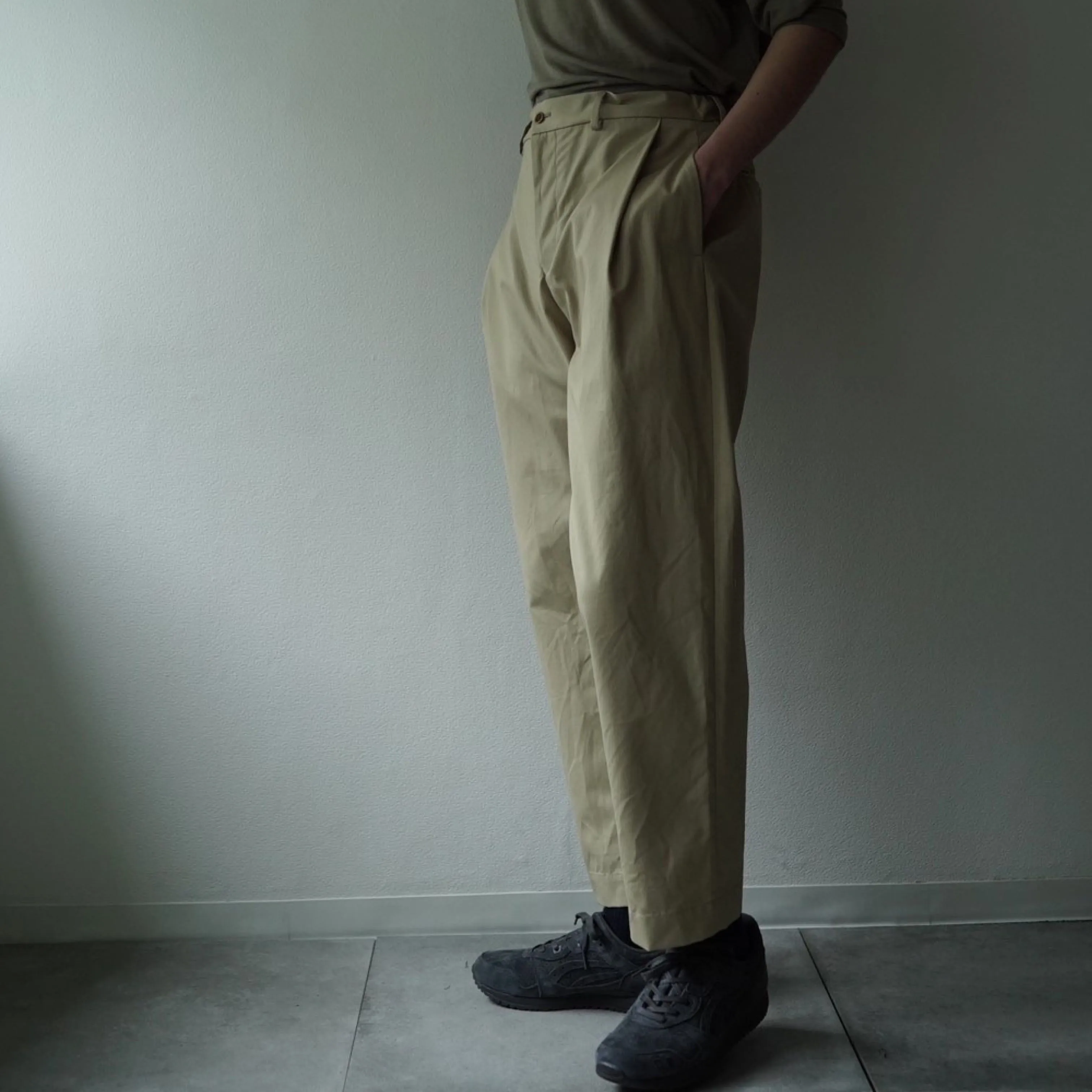 Ventile Cotton Weather Cloth Side Tuck Pants(BEIGE)