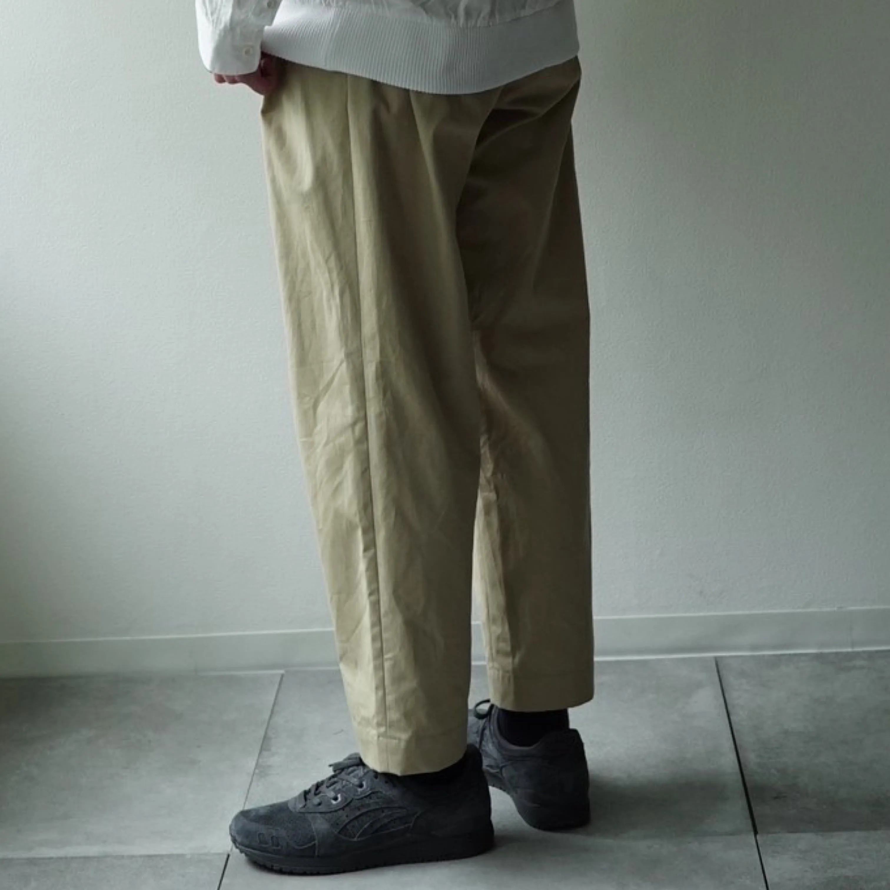 Ventile Cotton Weather Cloth Side Tuck Pants(BEIGE)